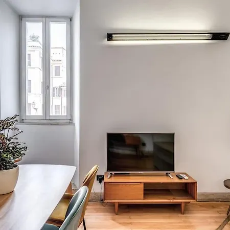 Trastevere At Piazza Giuditta Arcuati Roma