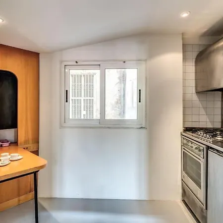 Trastevere At Piazza Giuditta Arcuati Apartamento Roma